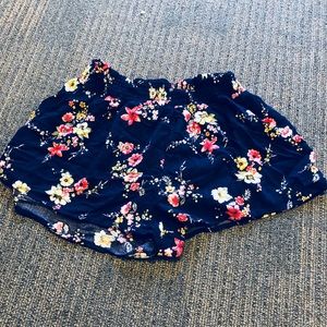 Supre Australia - cotton floral shorts in navy